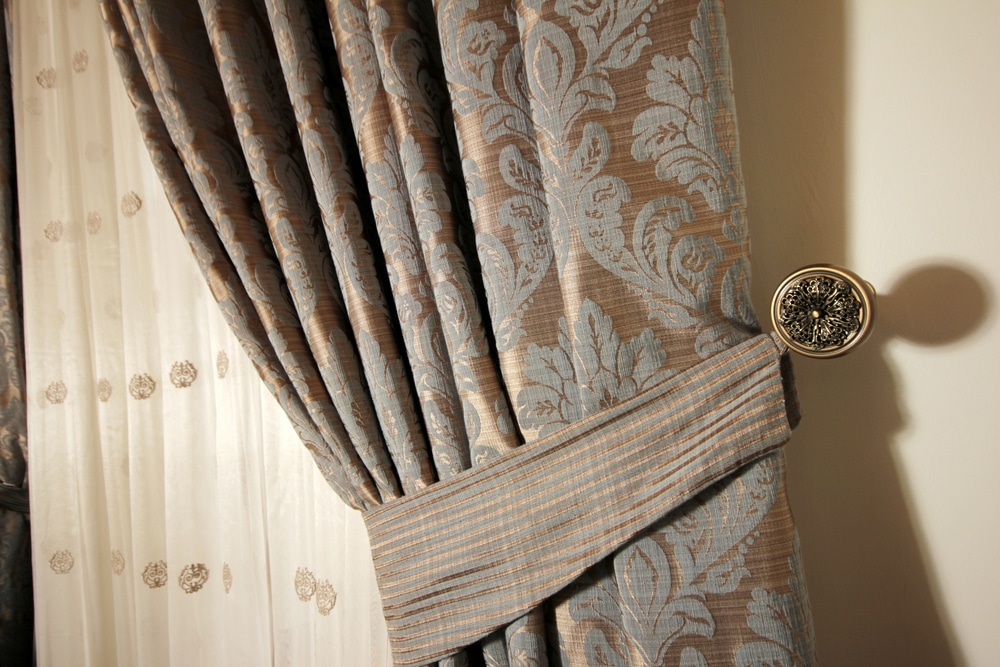 Best Window Coverings for Casement Windows